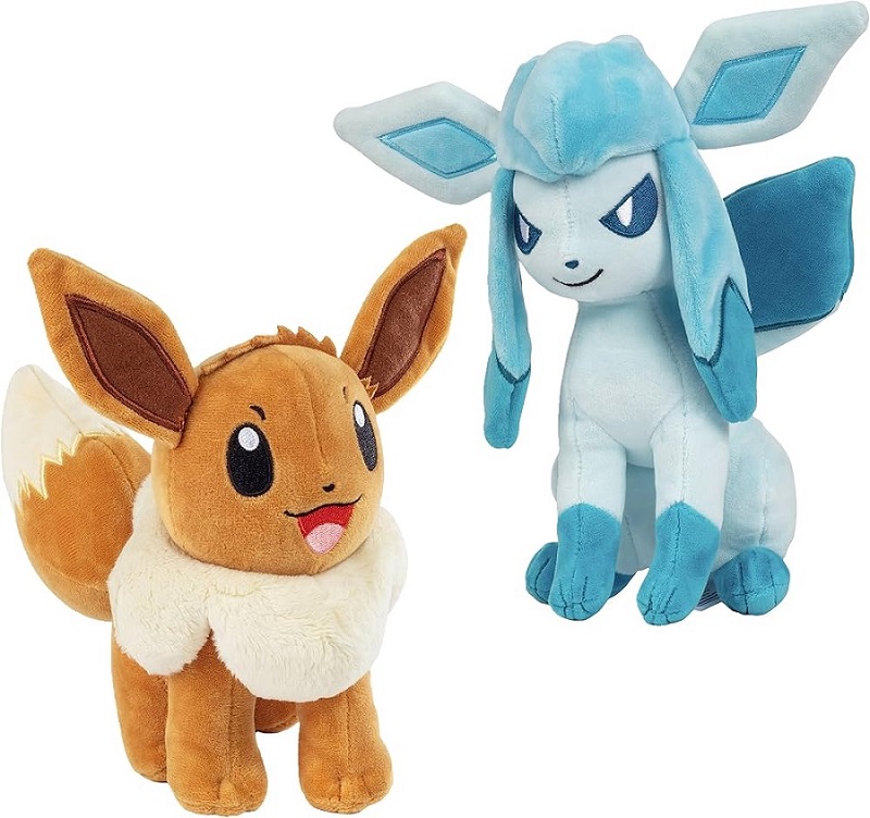 Pokémon sort des peluches pour Evoli et ses Evolitions 2025